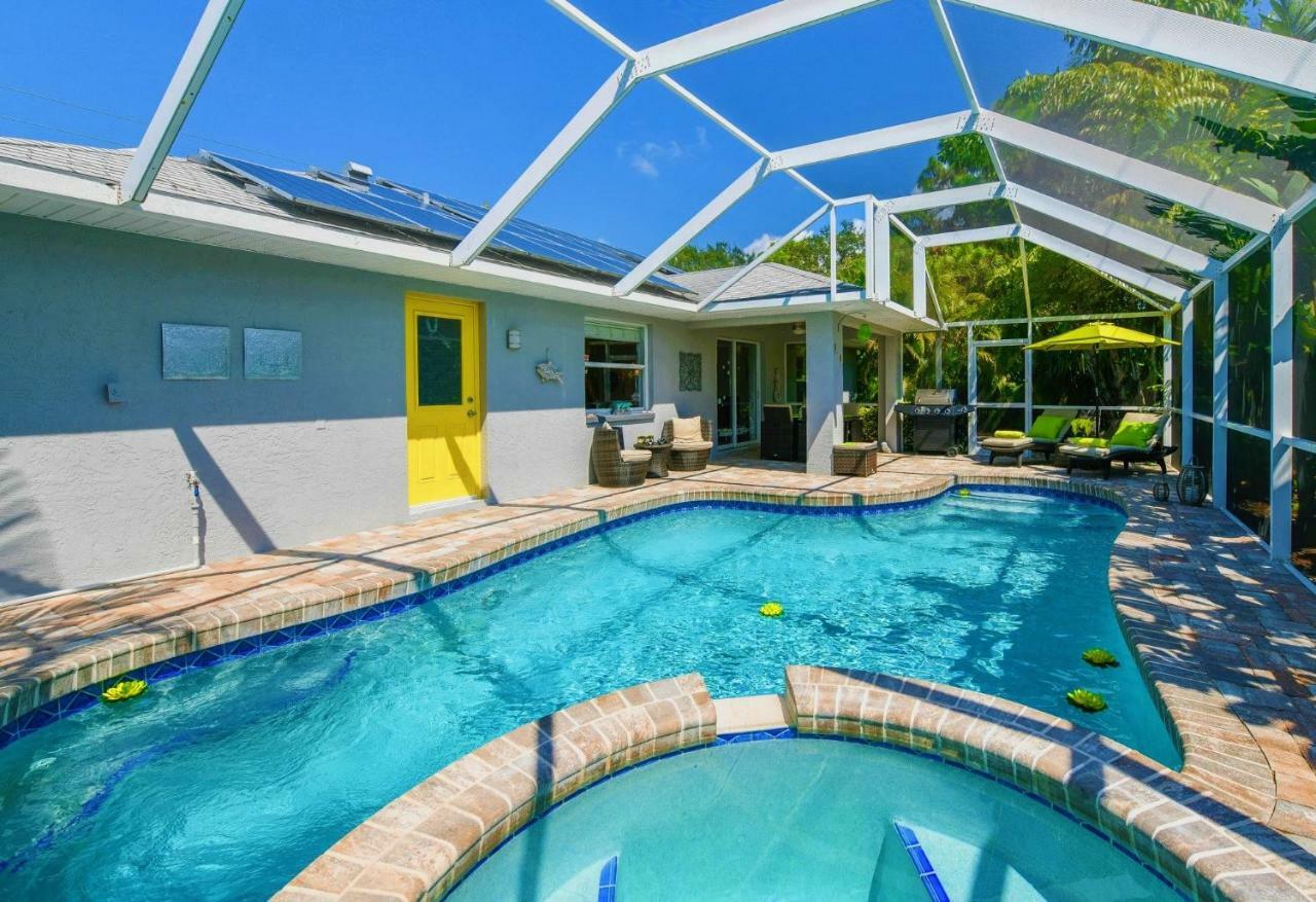 Contemporary Pool Villa I - Pool & Jacuzzi - Nearby Beach เวนิส ภายนอก รูปภาพ