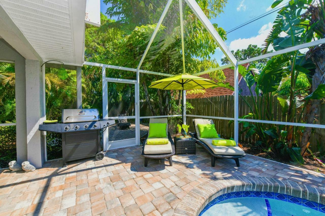 Contemporary Pool Villa I - Pool & Jacuzzi - Nearby Beach เวนิส ภายนอก รูปภาพ